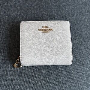 Coach White Leather Wallet with Gold Accents